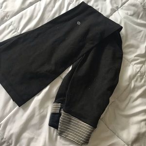 Bootcut doublewaist band Lululemon yoga pants